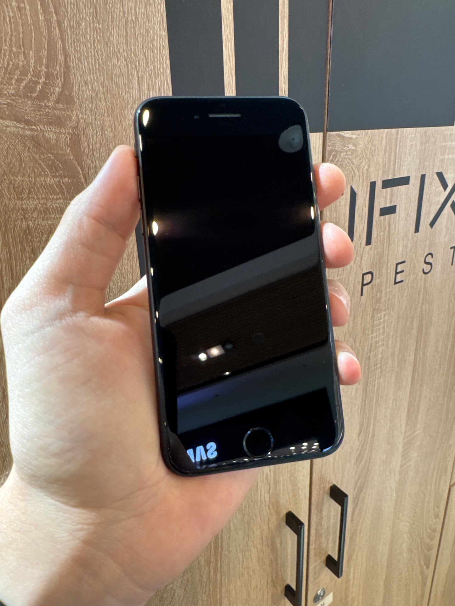 Apple iPhone SE 2020 128GB 93% akku kártyafüggetlen 1 év garancia