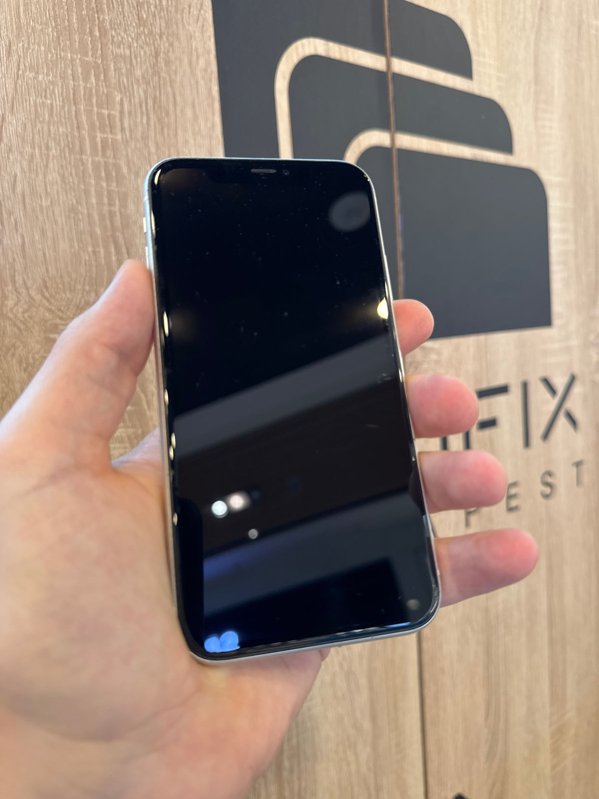 Apple iPhone 11 128GB 100% akku kártyafüggetlen 1 év garancia