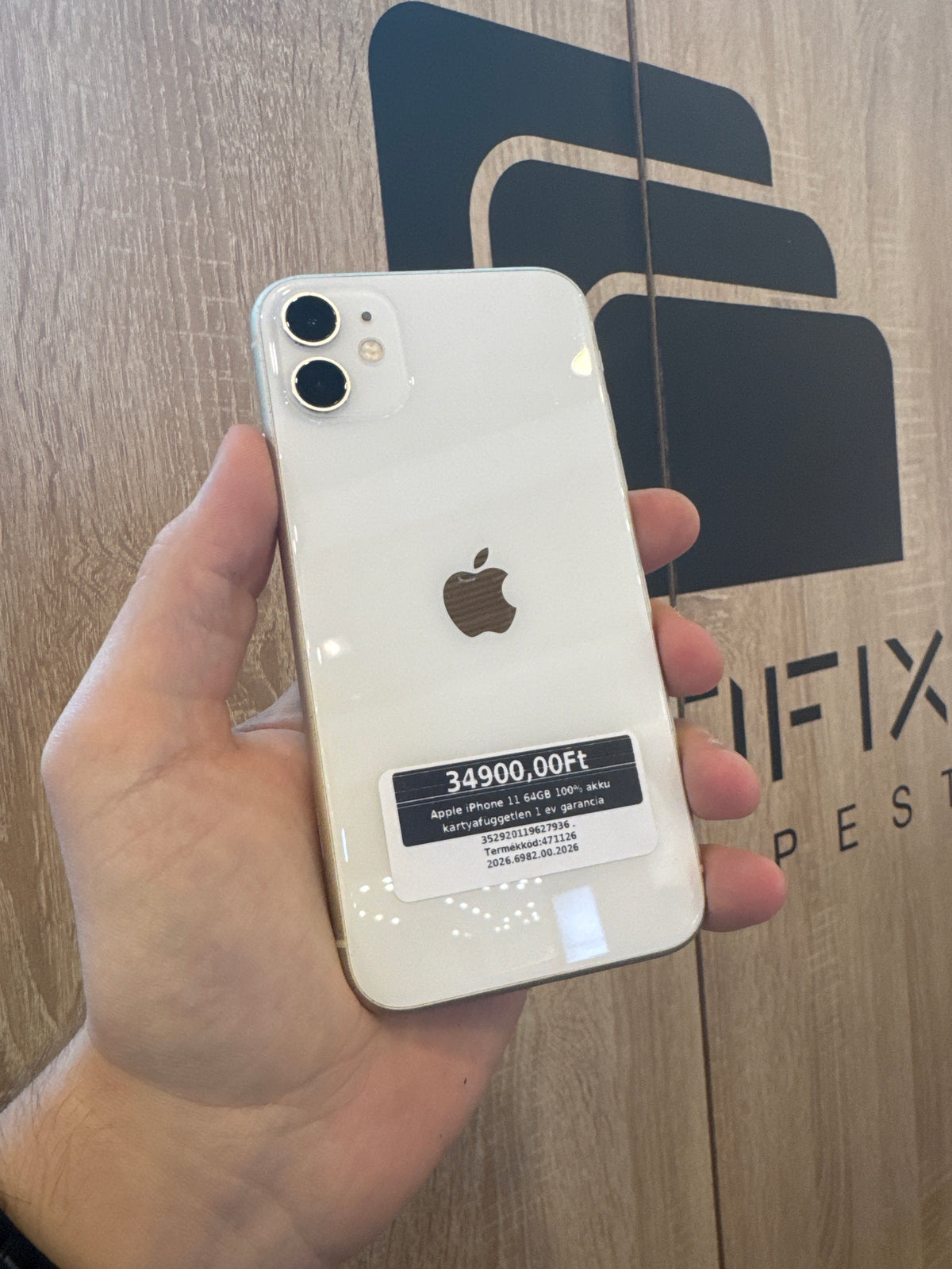 Apple iPhone 11 64GB 100% akku kártyafüggetlen 1 év garancia