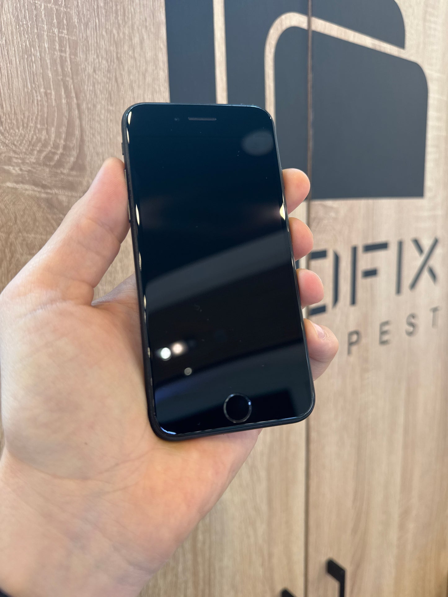 Apple iPhone SE 2020 128GB 100% akku kártyafüggetlen 1 év garancia