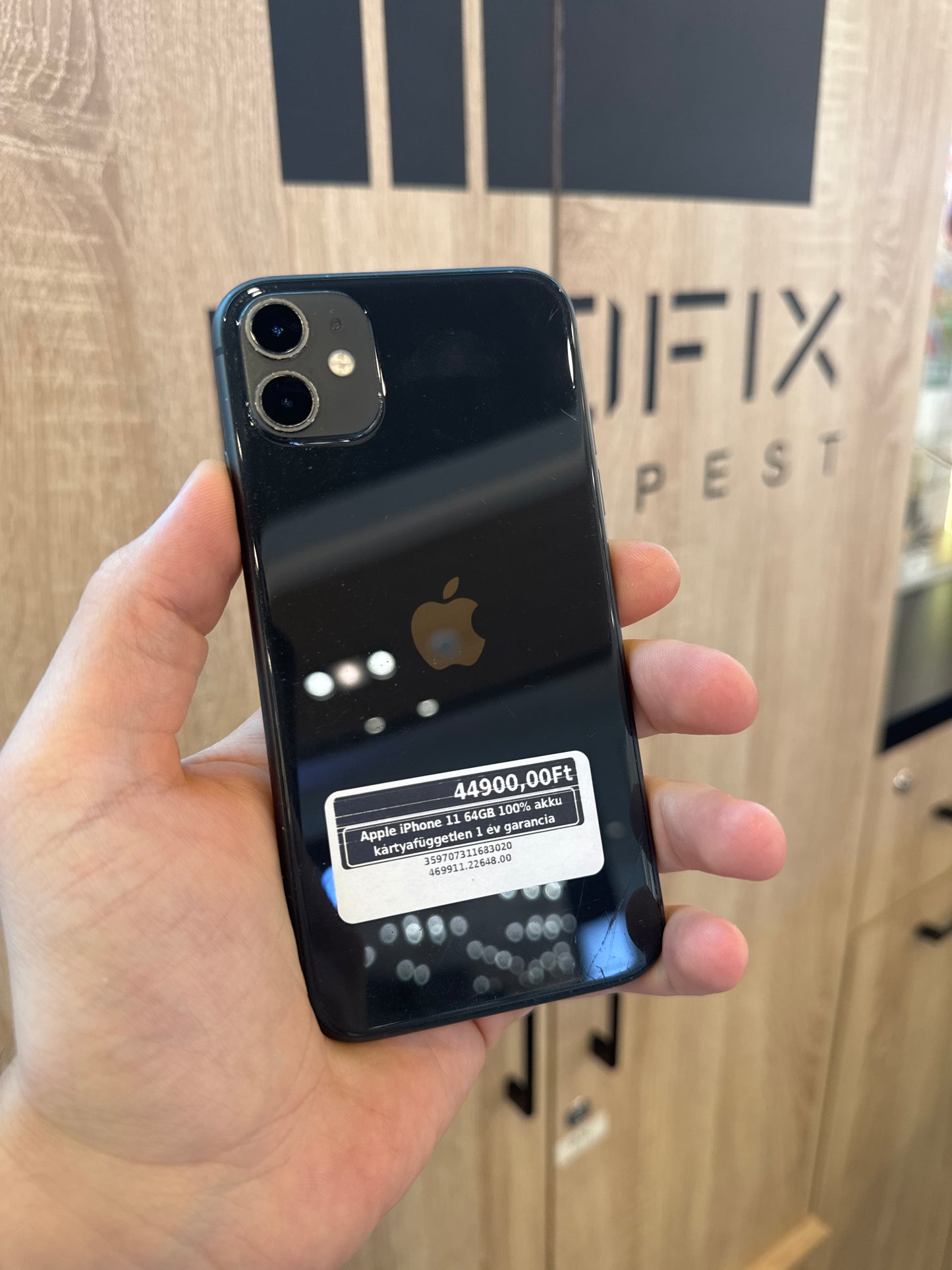 Apple iPhone 11 64GB 100% akku kártyafüggetlen 1 év garancia