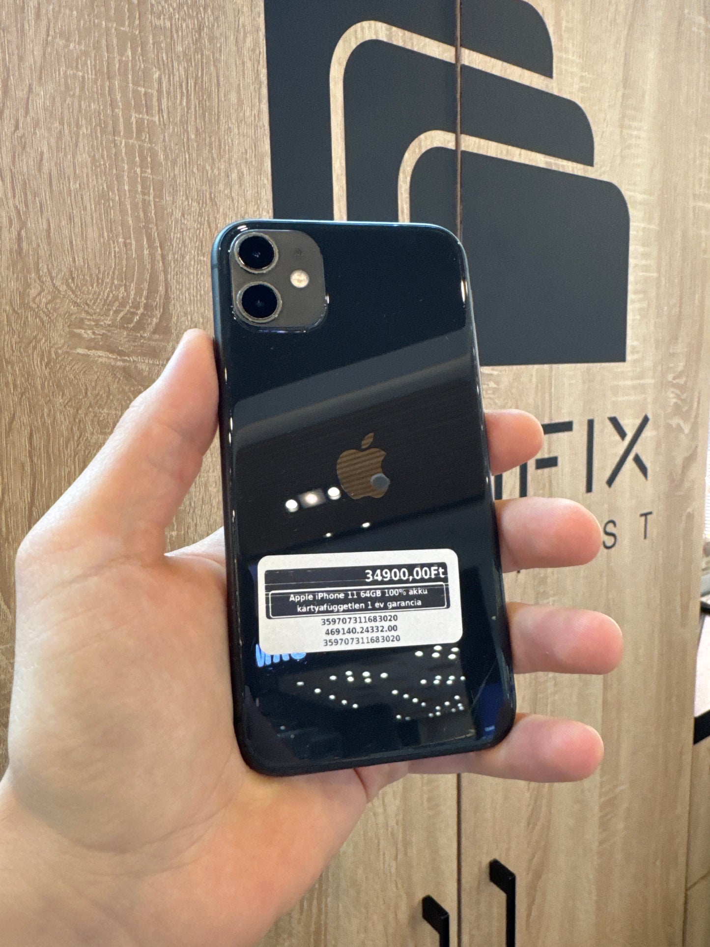 Apple iPhone 11 64GB 100% akku kártyafüggetlen 1 év garancia