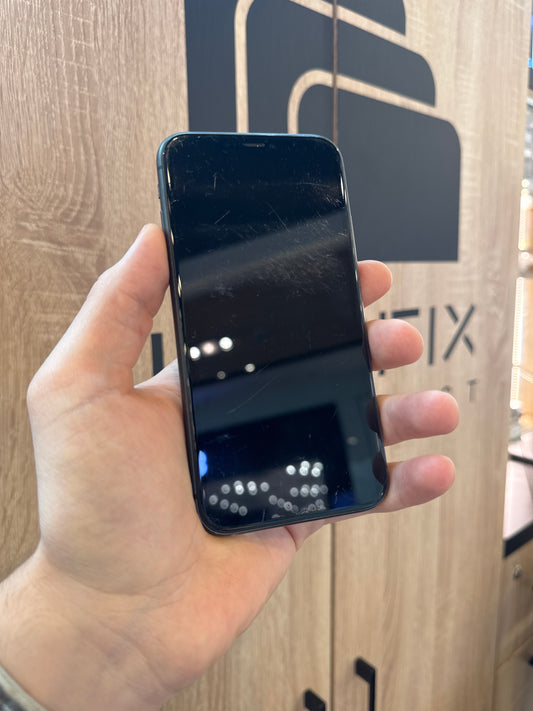 Apple iPhone 11 64GB 100% akku kártyafüggetlen 1 év garancia