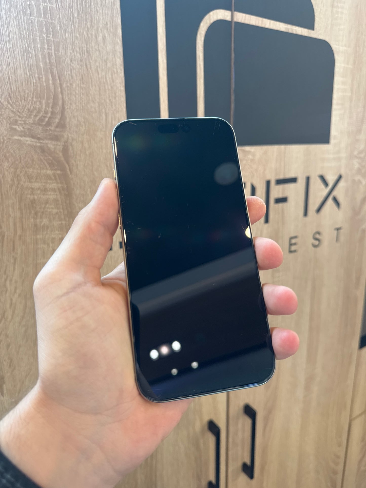 Apple iPhone 16 Pro Max 256GB 88% akku kártyafüggetlen 1 év garancia
