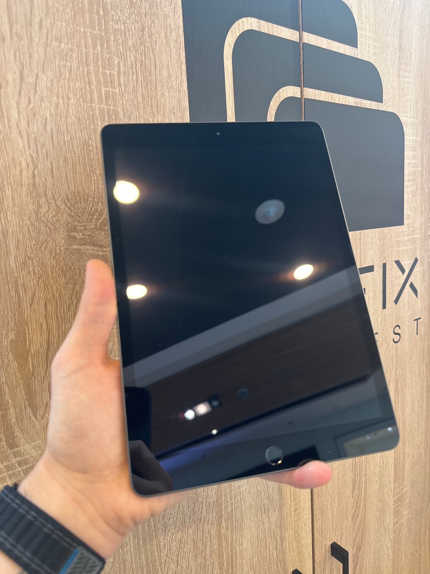Apple iPad 10.2" (2020) 128GB kártyafüggetlen 1 év garancia