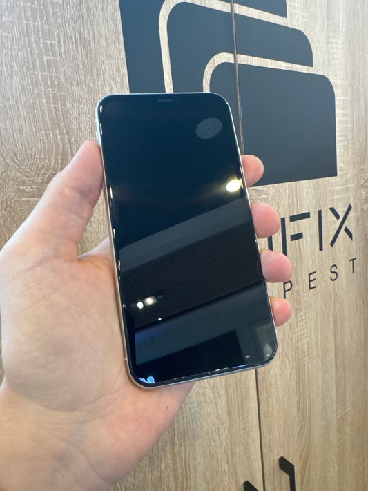 Apple iPhone 11 64GB 100% akku kártyafüggetlen 1 év garancia